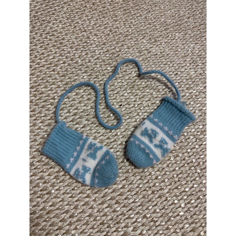 Blue White Fair Isle Knit Baby Mittens with String Winter vintage Cottagecore